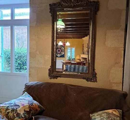 Du Chateau Les Cedres 別荘